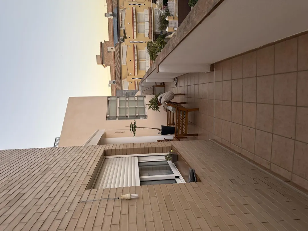 Piso en  Calle Maestro Adolfo Diaz 13 - Foto 8