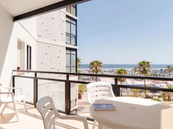 Piso en Avenida Duque de Ahumada, 9, Playa Bajadilla-Puertos - Foto 1