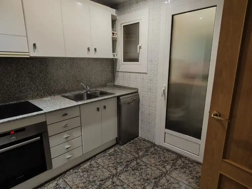 Piso en  Carrer de Sant Antoni 3 - Foto 4