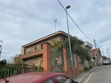 Chalet en  Carrer del Migdia 69 - Foto 2