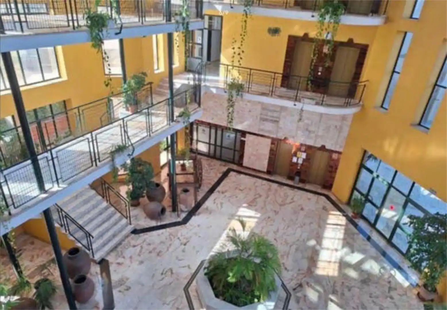 Estudio en Sevilla Este - Foto 2