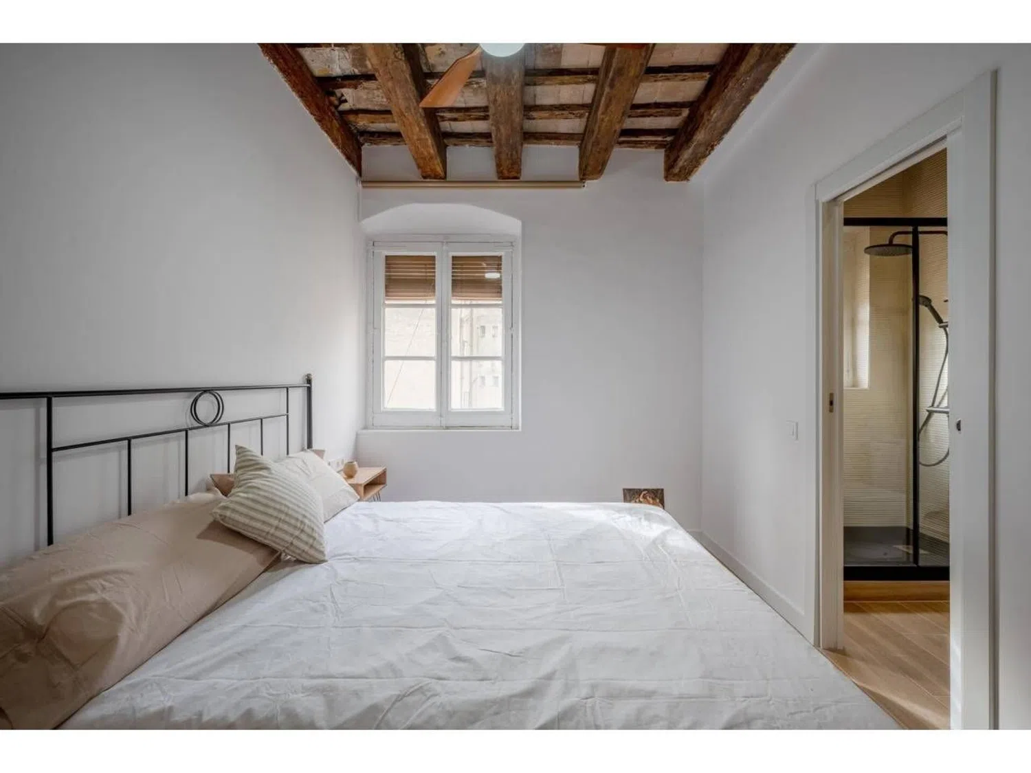 Estudio en calle de Bailèn, 71 - Foto 3