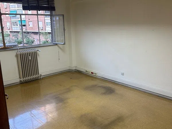 Piso en calle de Antonio López, 63 - Foto 3