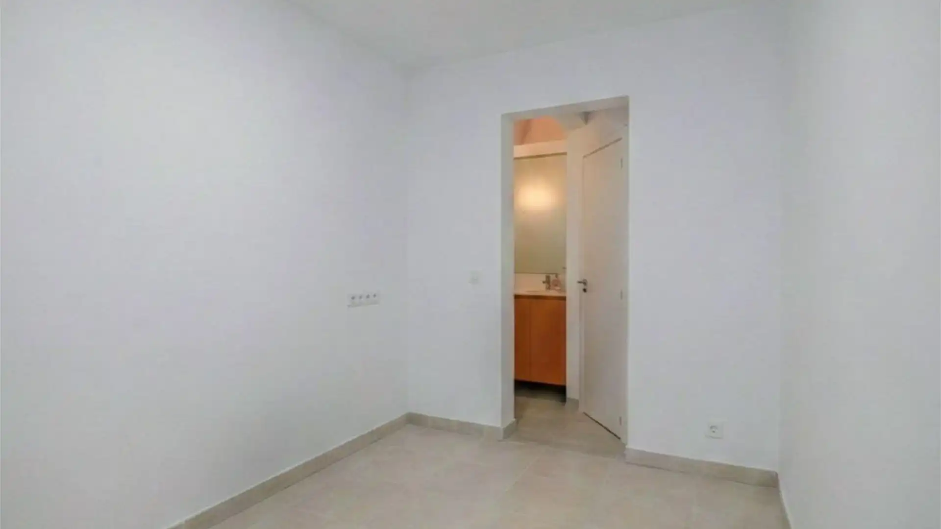 Piso en  Carrer de Rodrigo Caro 40 - Foto 12