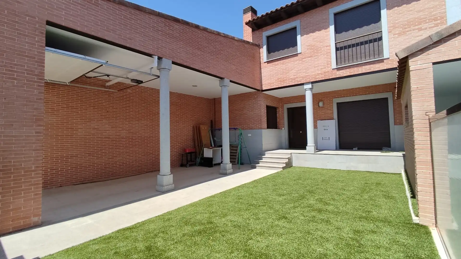 Chalet en  Calle Carmen Conde 6 - Foto 2
