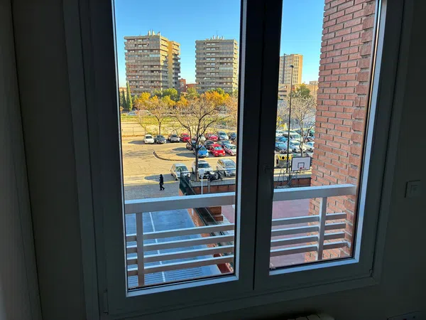 Piso en Barrio Pol Universidad Romareda - Foto 18