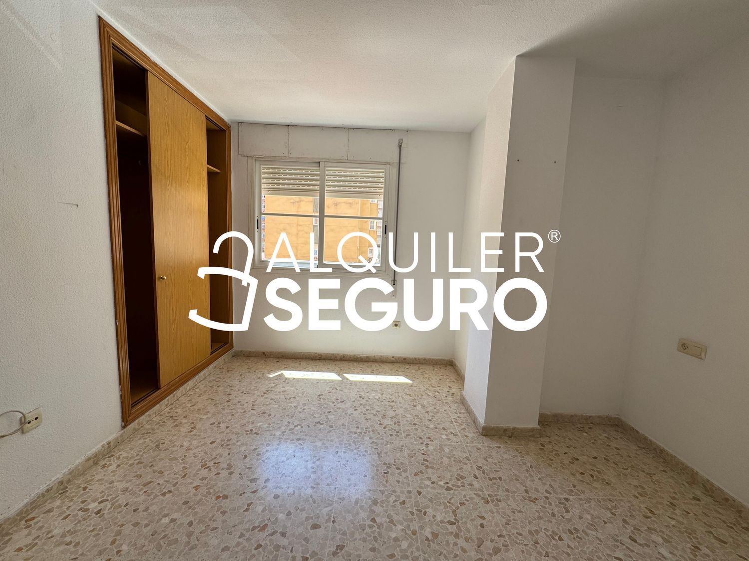 Piso en Calle Río Guareña - Foto 10