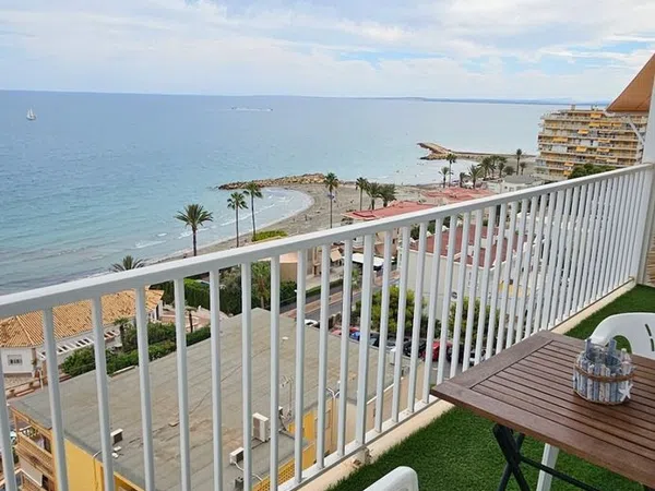Piso en Avenida de la Armada Española, 9 - Foto 1