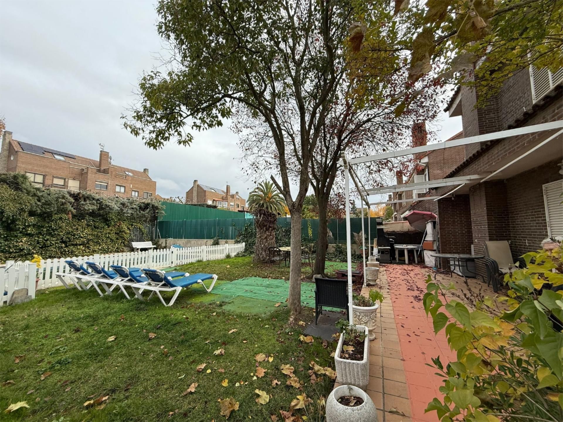 Chalet en  Calle Catalpas 1 - Foto 5