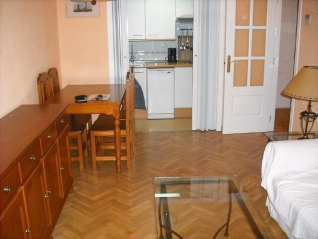 Piso en Ciudad Lineal - Foto 5