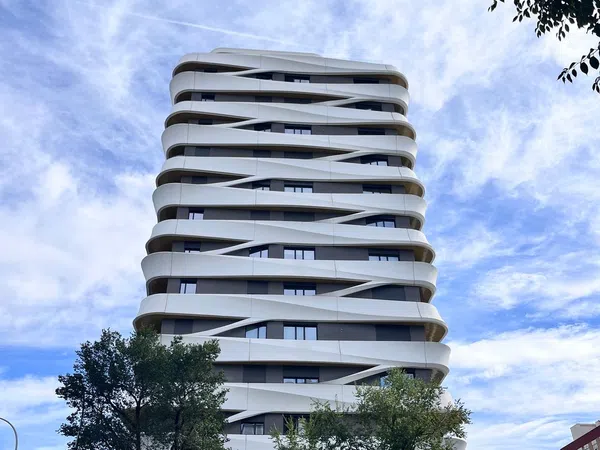 Piso en calle de los Astros, 2