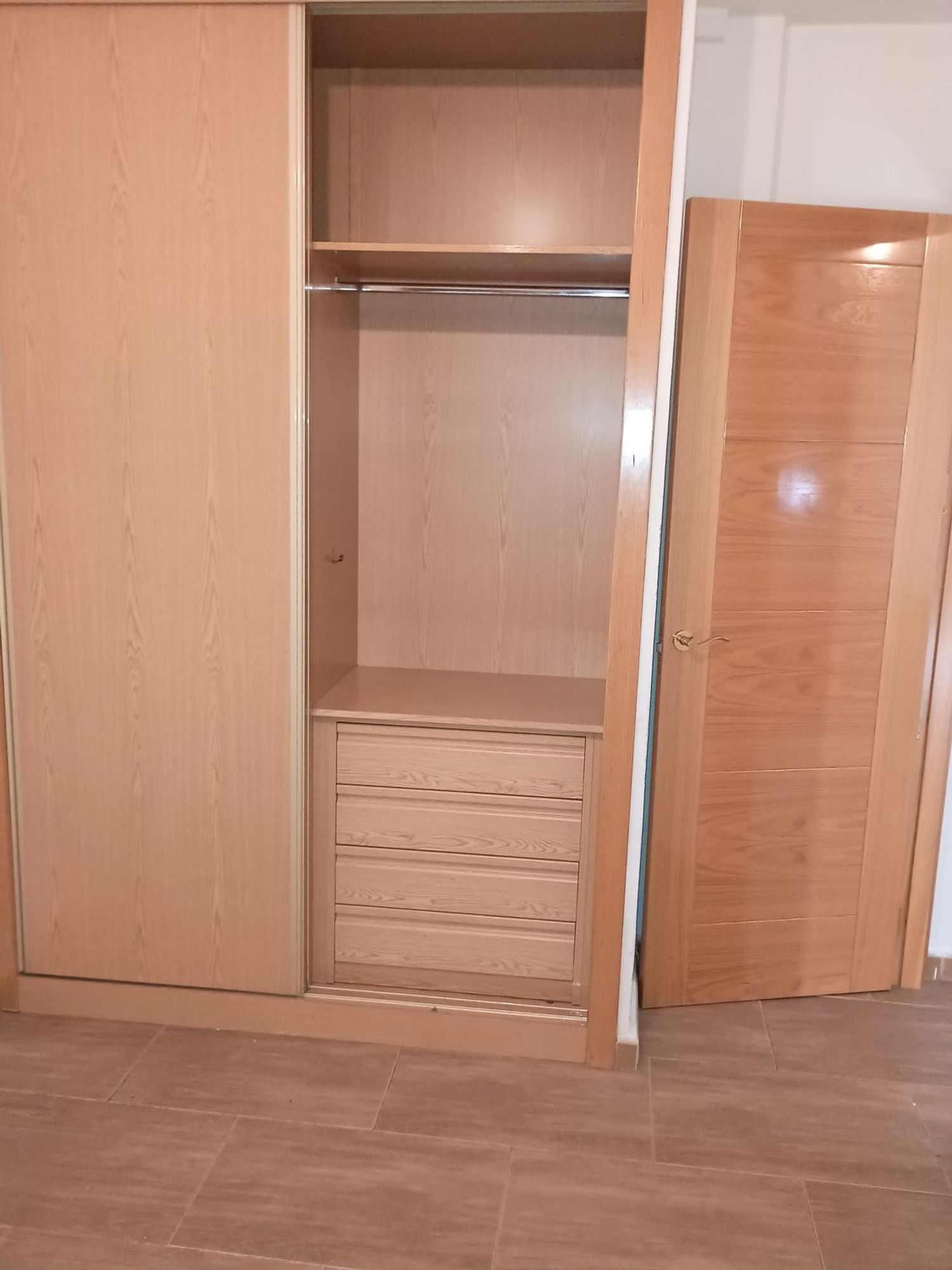 Piso en calle de Pegaso s/n - Foto 6