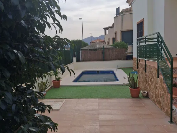 Chalet pareado en Calle Miguel de Cervantes, 4 - Foto 3