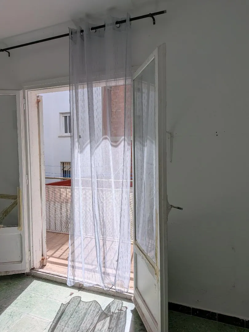 Piso en  Carrer de Pere Riudor 16 - Foto 2