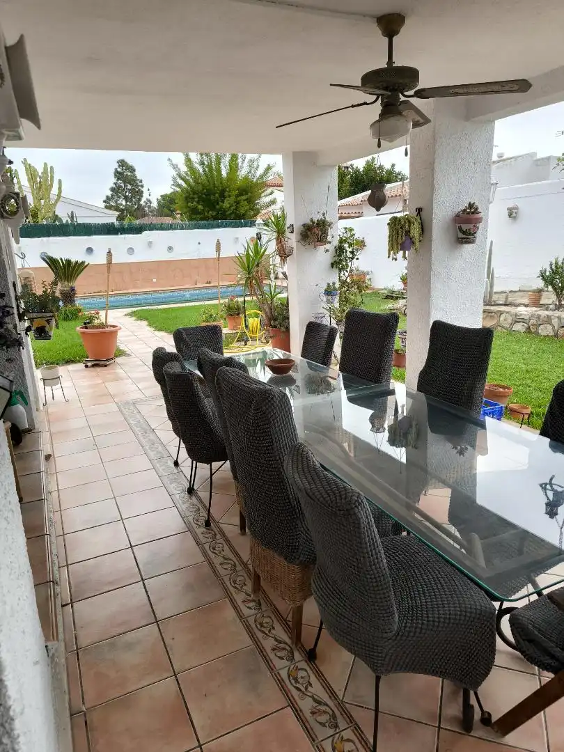 Chalet en  Carrer del Fluvià 13 - Foto 6
