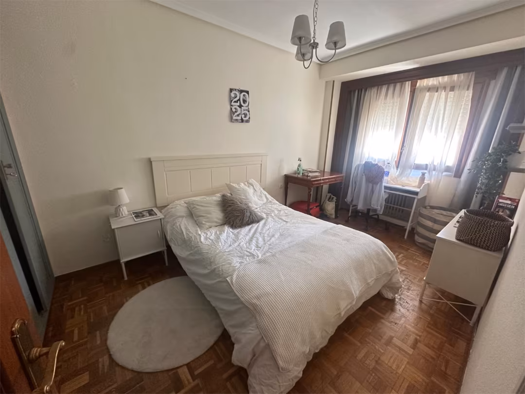 Piso en  Calle de Fernández de Oviedo 12 - Foto 4