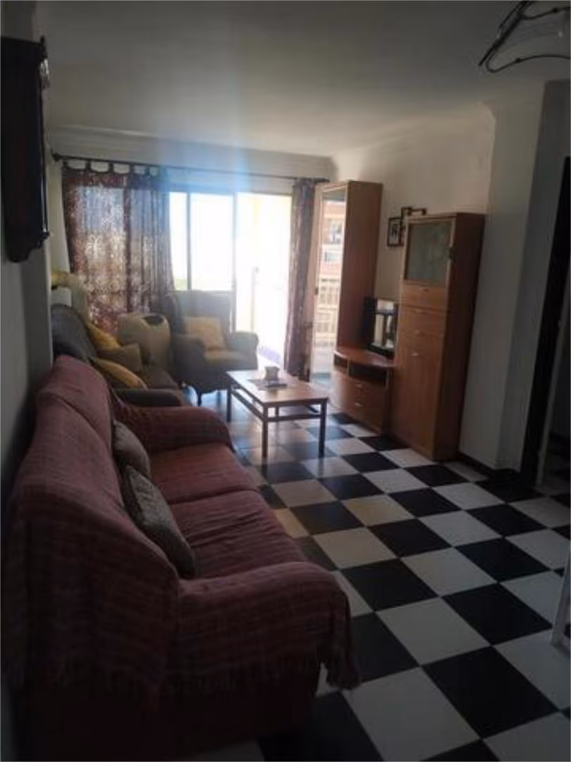 Piso en Santa Paula - Foto 2