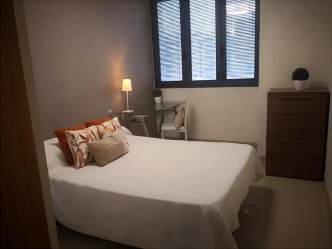 Piso en Zona Corte Inglés - Foto 3