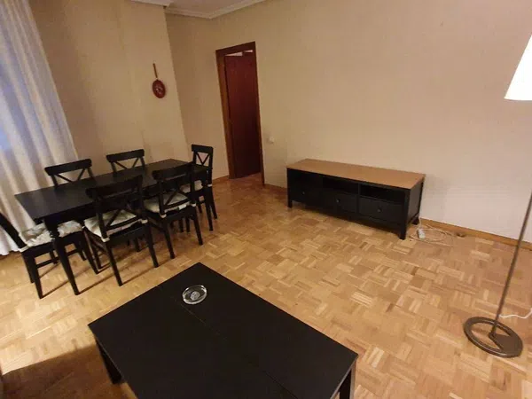 Piso en calle de Jordán, 14