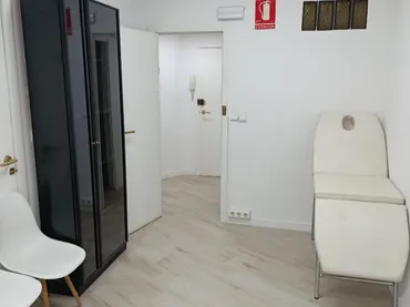 Local comercial en  Carrer General O'Donnell 1 - Foto 4