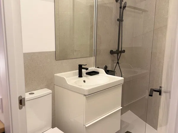 Estudio en avenida Lluís Companys i Jover, 27 - Foto 16