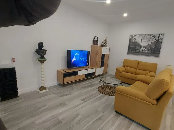 Piso en Calle Montaña Blanca, 3, Los Guindos - Parque Mediterráneo - Santa Paula - Foto 7