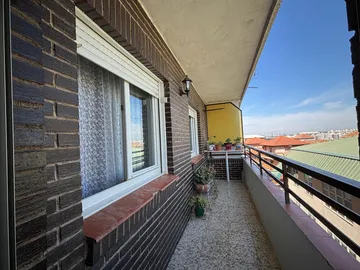 Piso en  Calle Leonor de Cortinas 19 - Foto 1