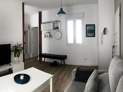 Piso en calle de Lorenza Correa, 8