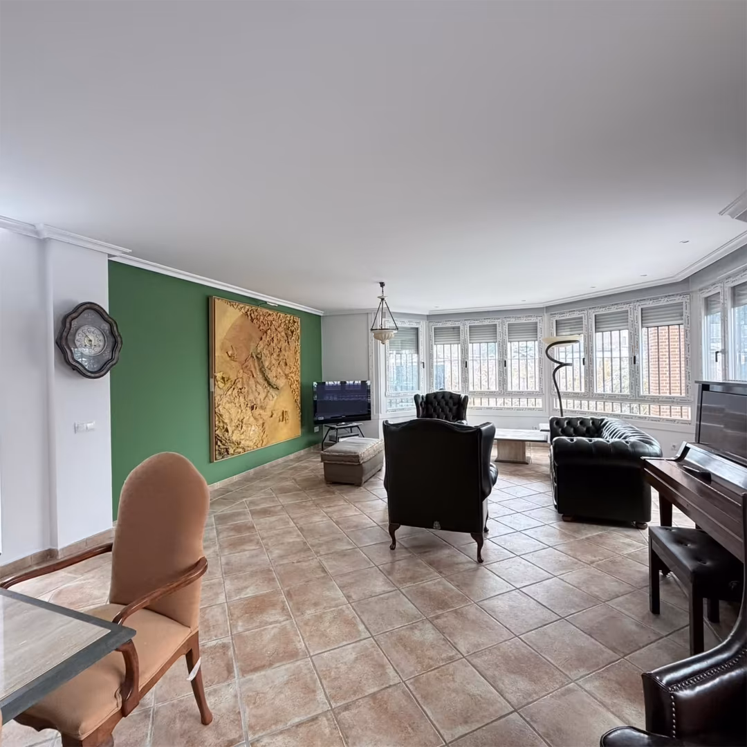 Chalet en  Calle de Julio Romero de Torres 4 - Foto 4