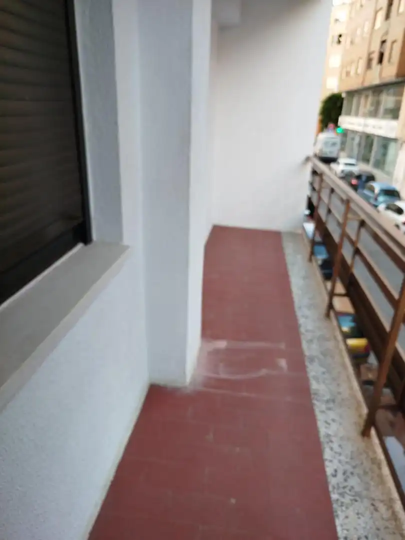 Piso en  Carrer Monsenyor Fernando Ferris 31 - Foto 3