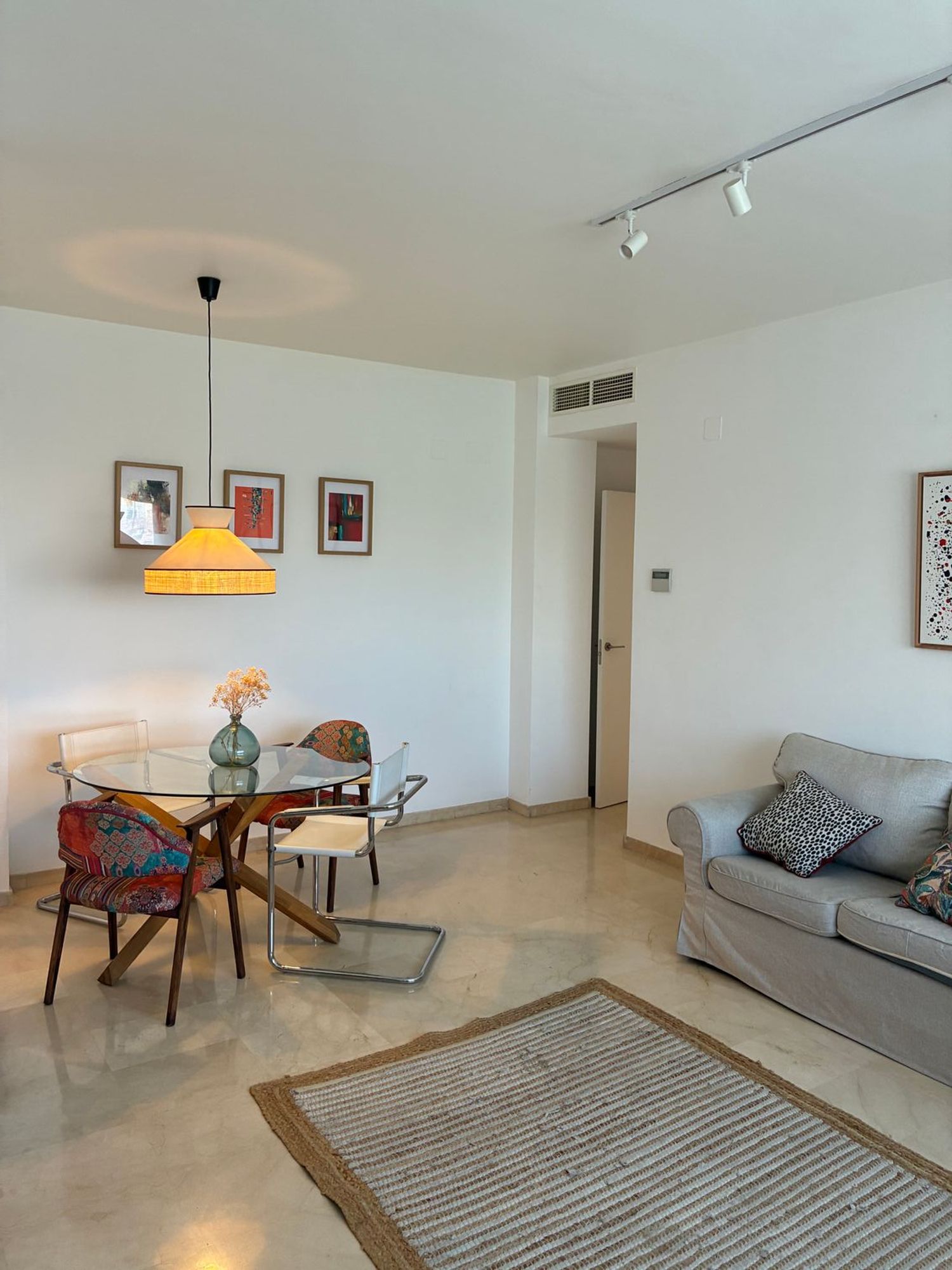 Piso en calle Arquitecto José Gómez Millán, 3 - Foto 2