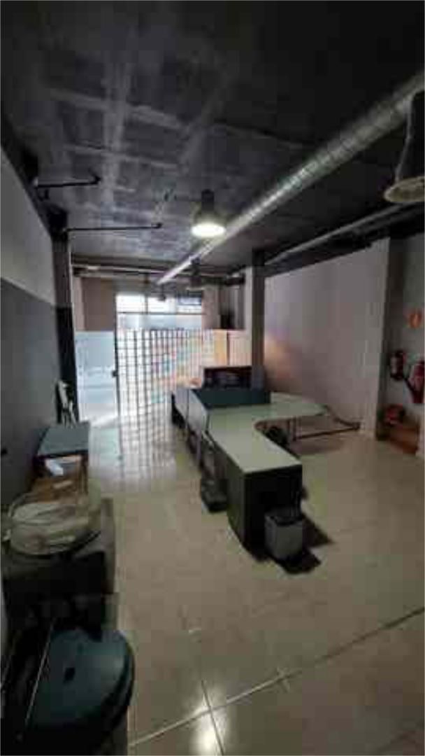 Local comercial en Pep Ventura - Foto 6