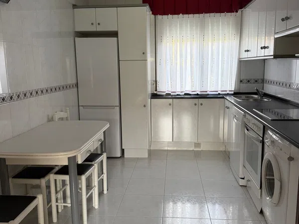 Piso en Centro Urbano-Hirigunea - Foto 2