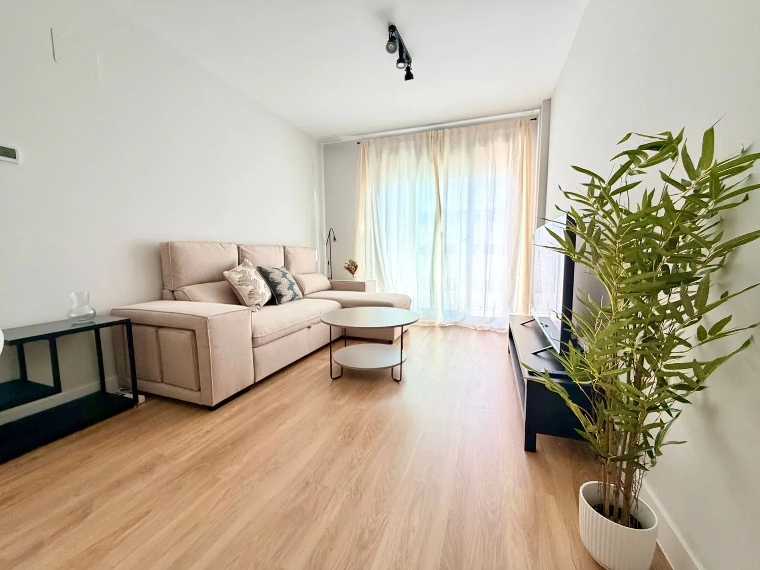 Piso en Santiago Rusiñol, 45 - Foto 2