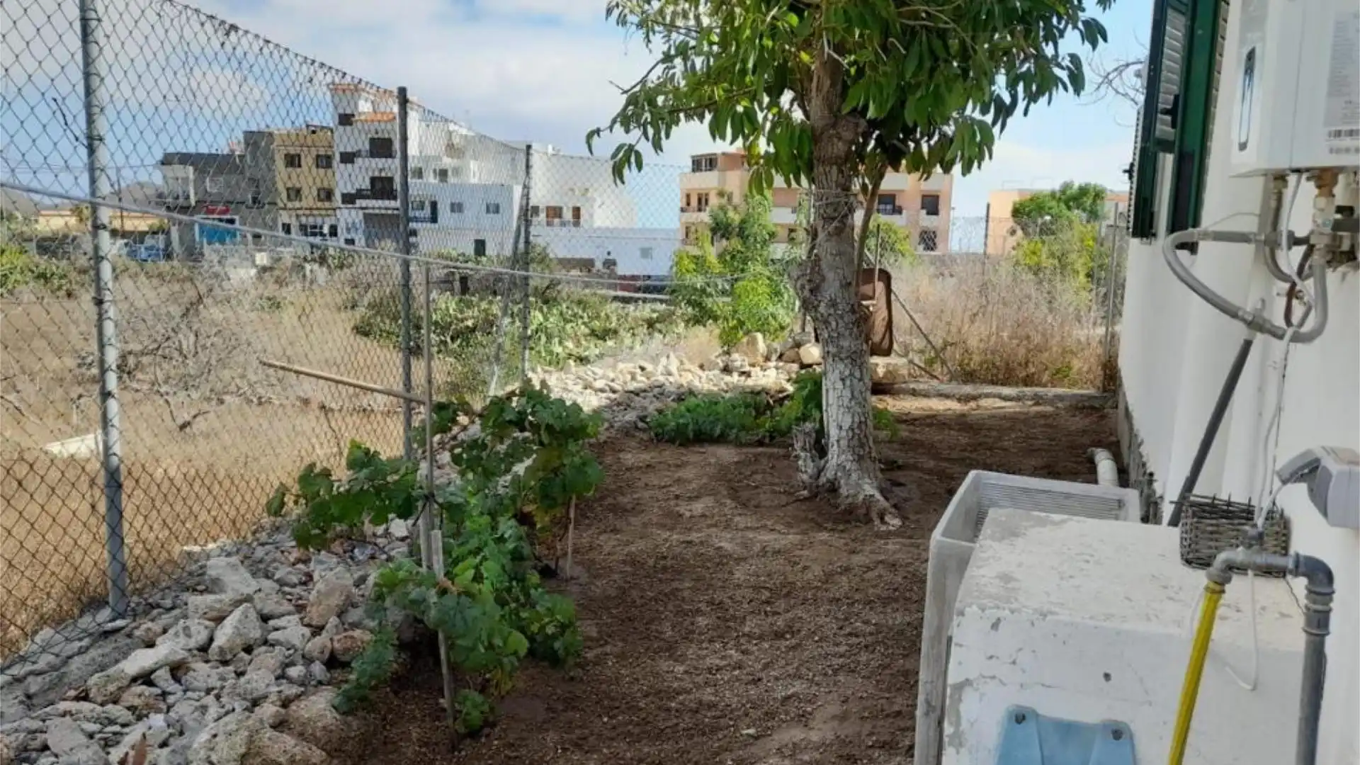 Finca rústica en  Avenida Valle San Lorenzo 131 - Foto 2