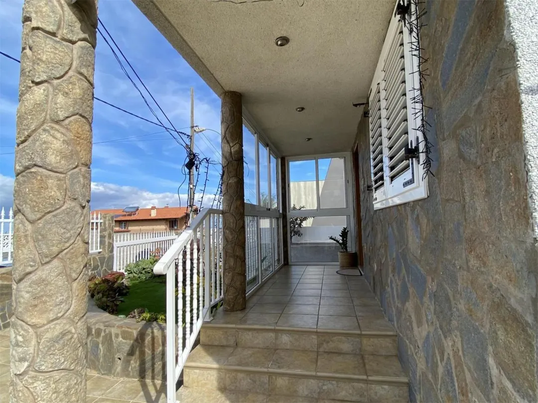 Chalet en  Avenida de la Democracia 39 - Foto 15