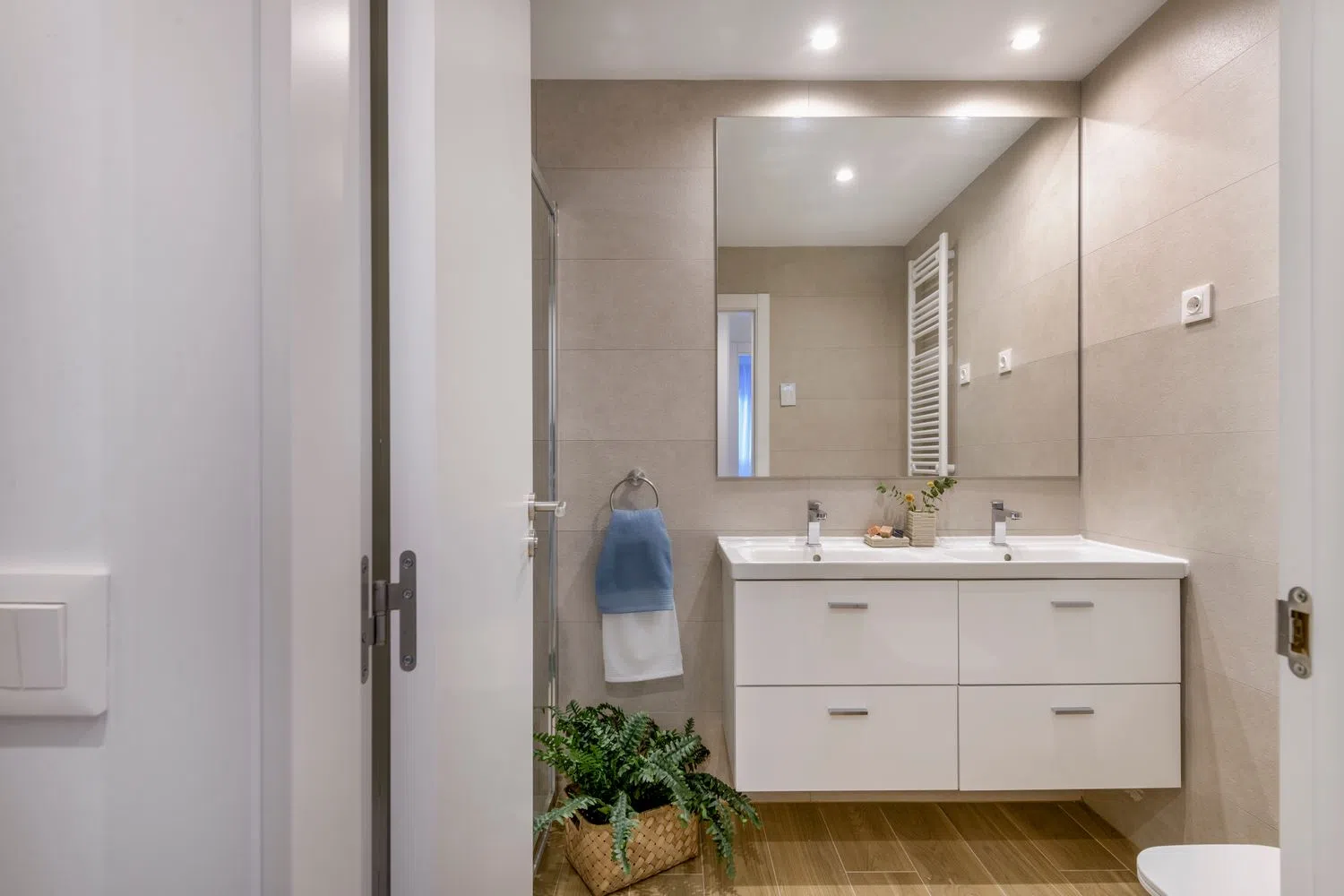 Piso en calle Casimiro Mahou Bierhans, 21 - Foto 3