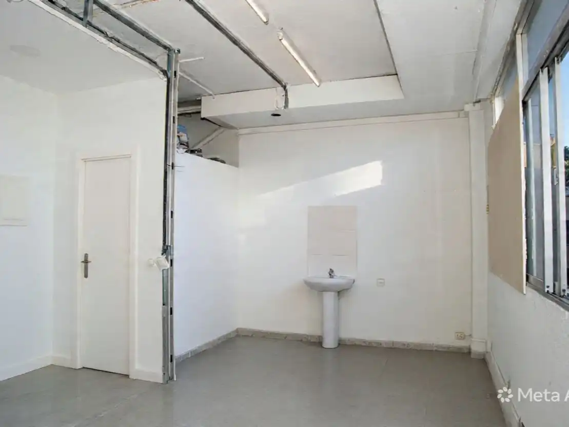 Local comercial en  Calle del Camino de los Vinateros 40 - Foto 5