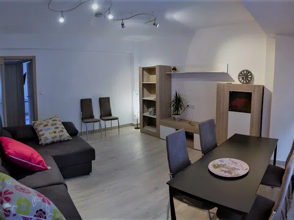 Piso en calle Juan Guerrero Ruiz, 14 - Foto 3