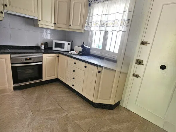 Chalet adosado en Calle Mar Timor, 40, Las Redes - Foto 5