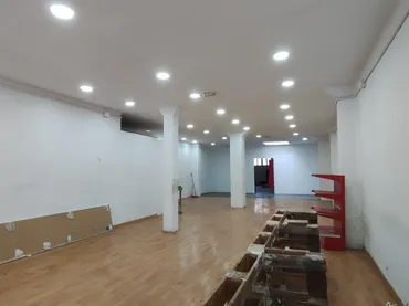 Local comercial en Sabadell - Foto 4