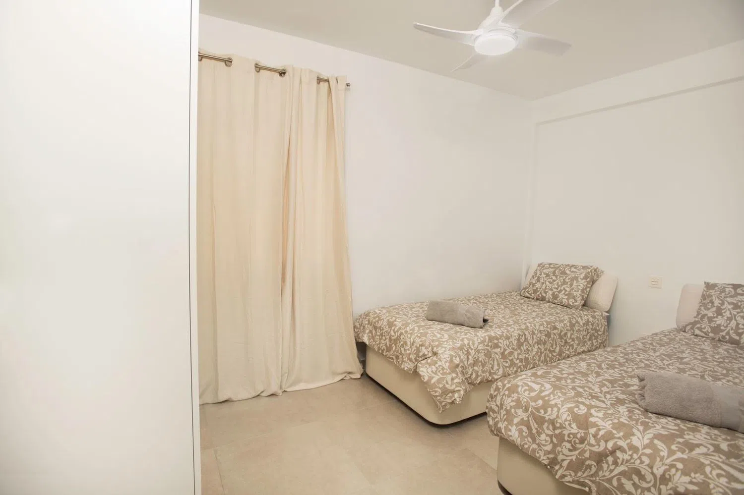 Piso en calle Héroe de Sostoa, 93 - Foto 5