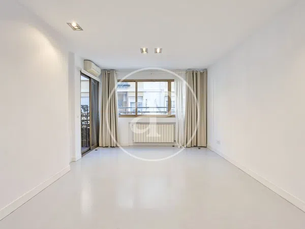 Piso en Calle d'Armando Palacio Valdés, Exposició - Foto 1