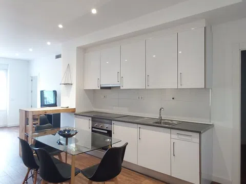 Piso en calle Girona, 11