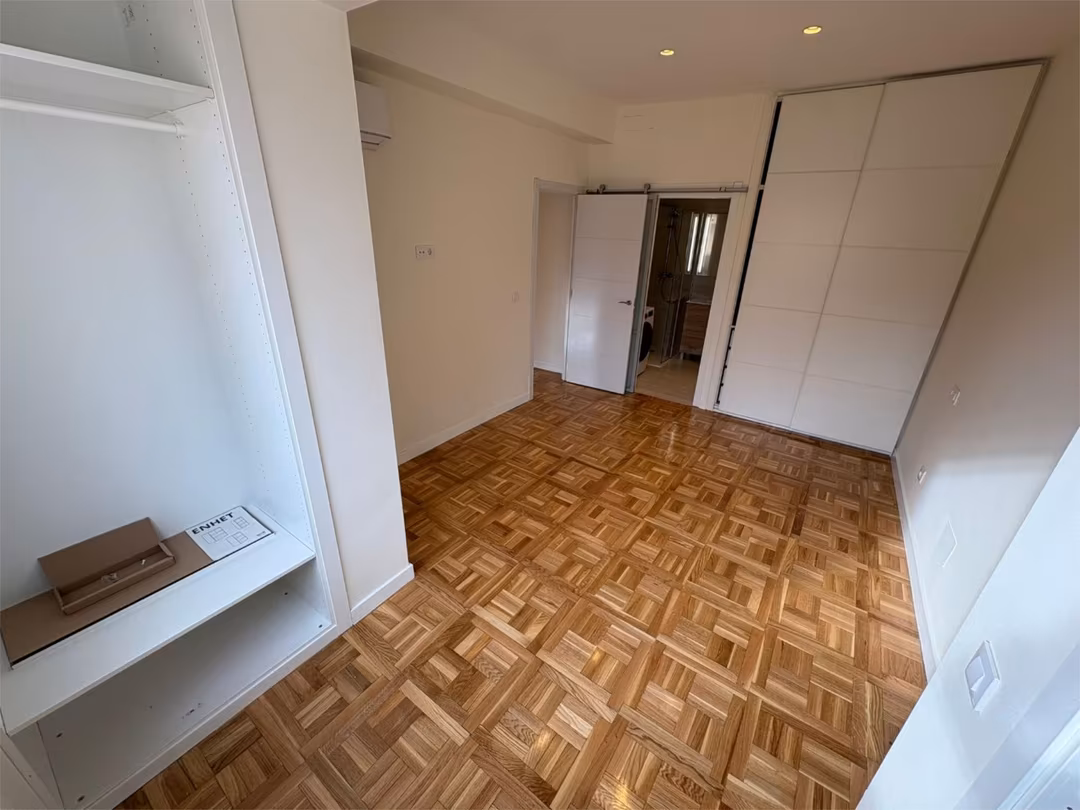 Piso en  Calle de Rodríguez Marín 54 - Foto 7