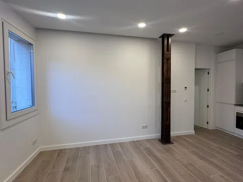 Piso en calle de Barceló, 13