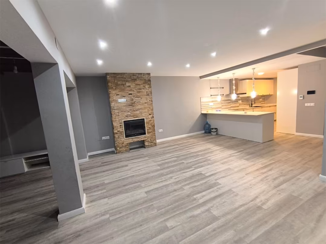 Casa adosada en  Calle Escritora Elena Fortún 74