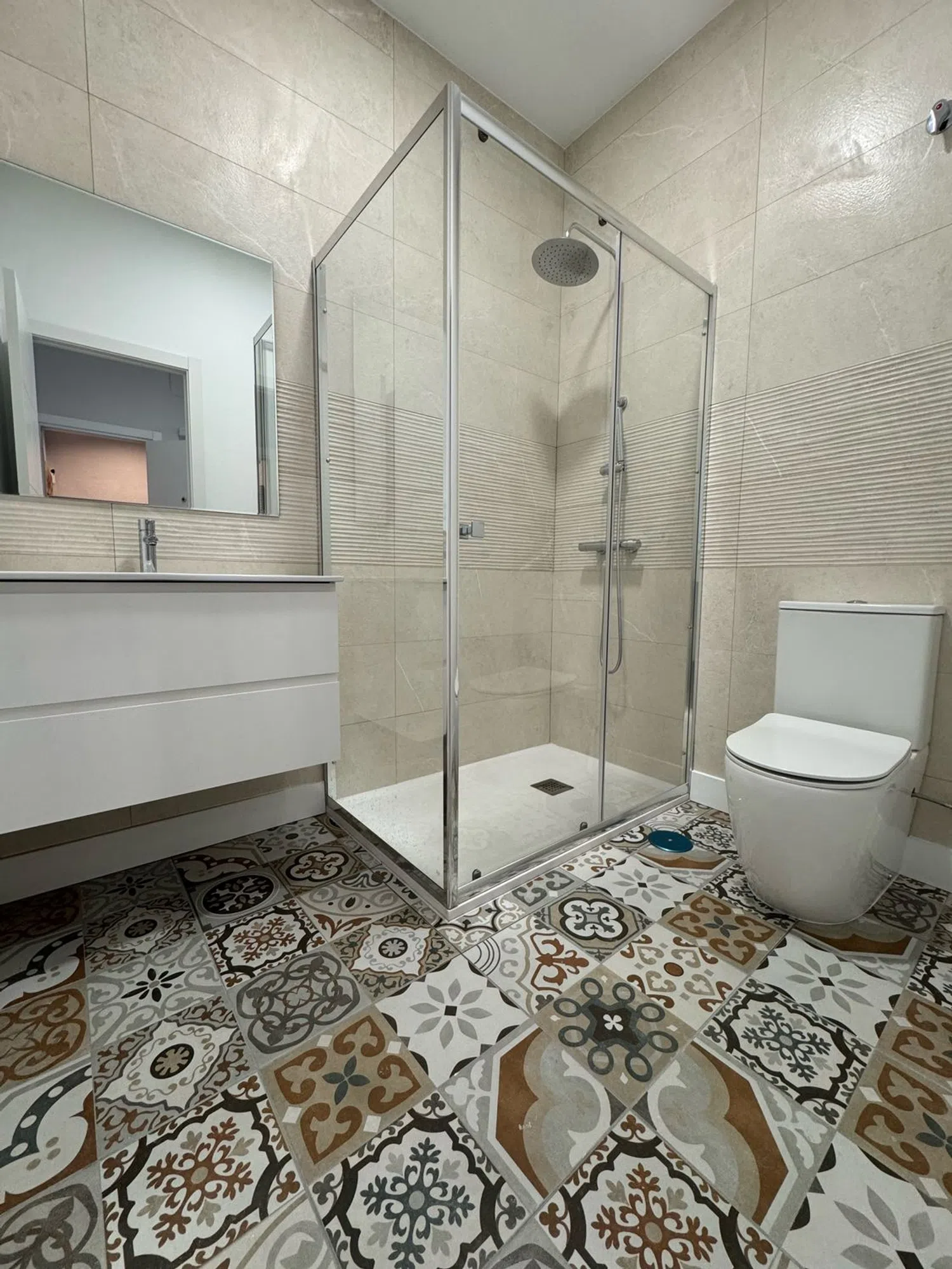 Casa independiente en Barrio Zofío - Foto 2