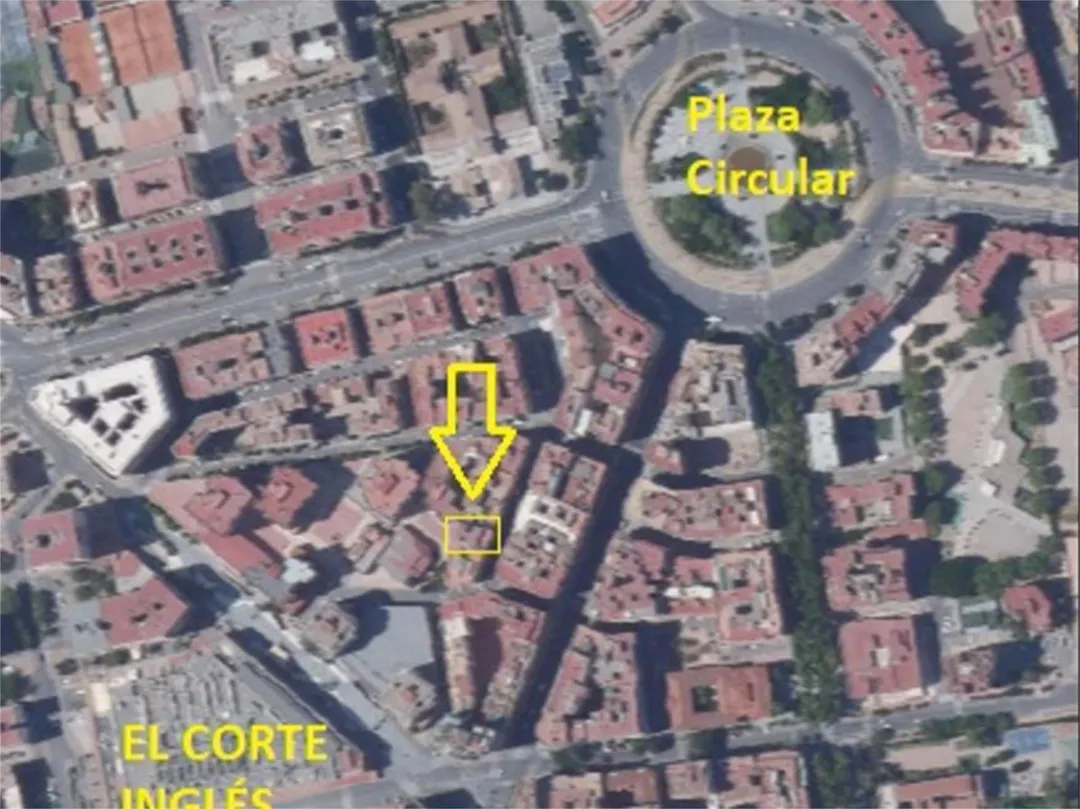 Piso en  Calle Escultor Roque López 1 - Foto 2