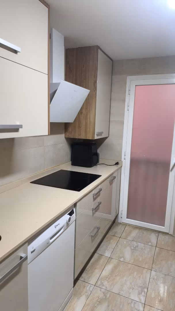 Piso en  Calle de Margarita Xirgu 32 - Foto 8